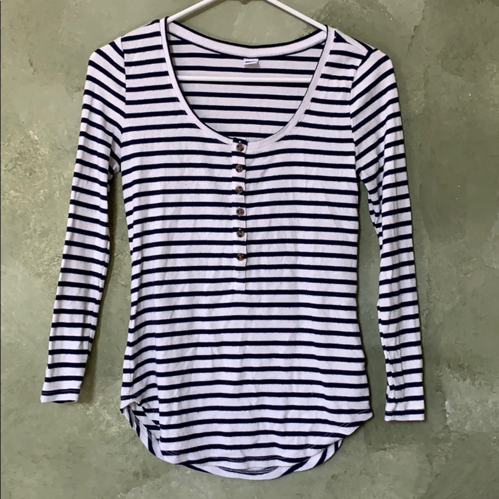 Long sleeve tee